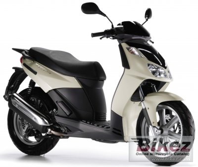 2005 Aprilia Sportcity 200 photo